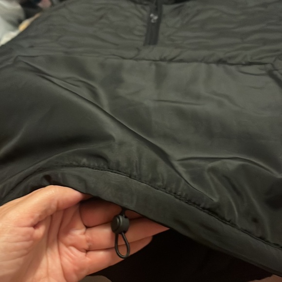 Layers brand, quick dry, black, quarter zip, kangaroo pocket jacket, large, new - Picture 11 of 12